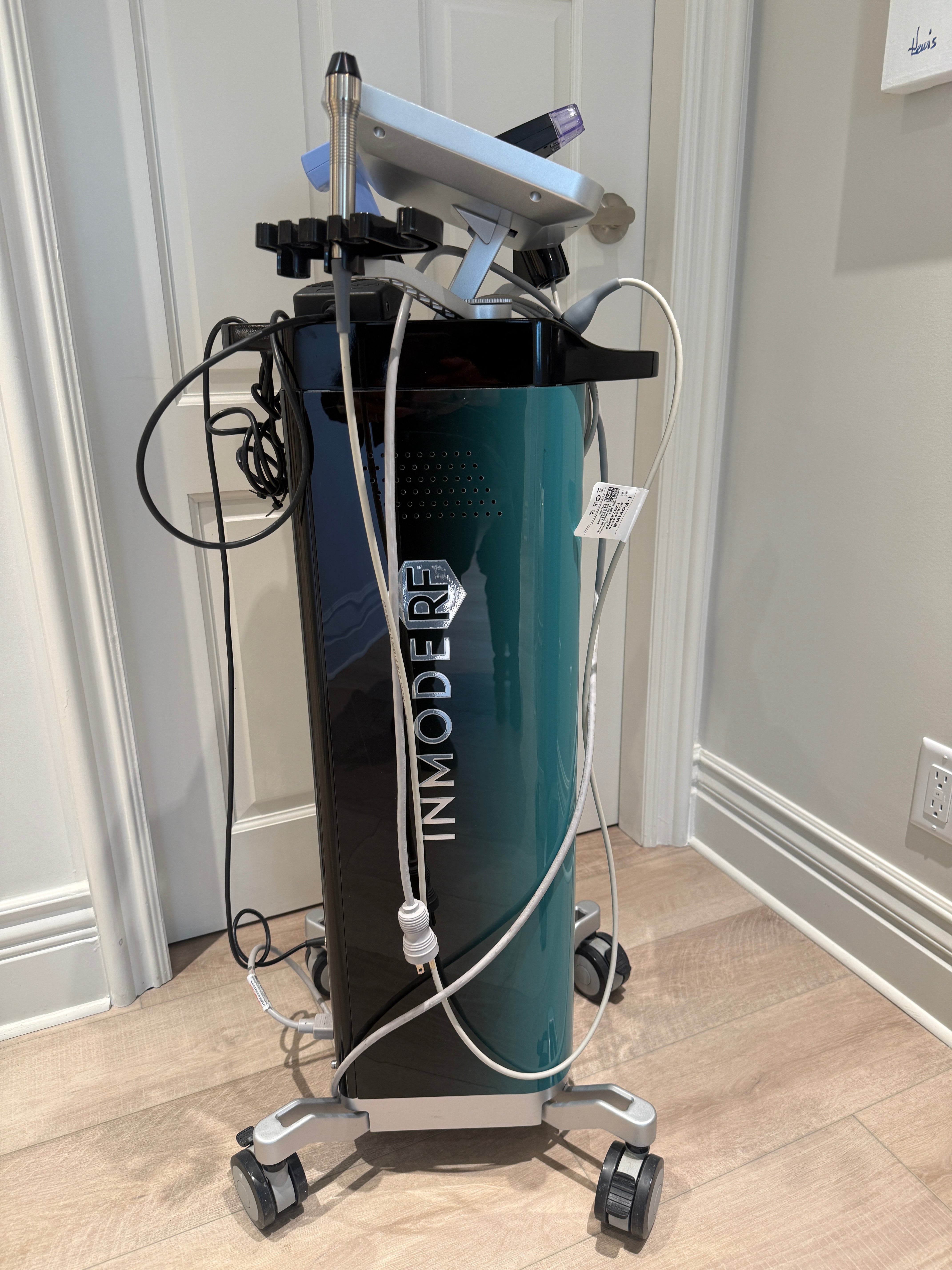 2019 Inmode RF /w Morpheus8 Face & Body and i-Forma for Sale