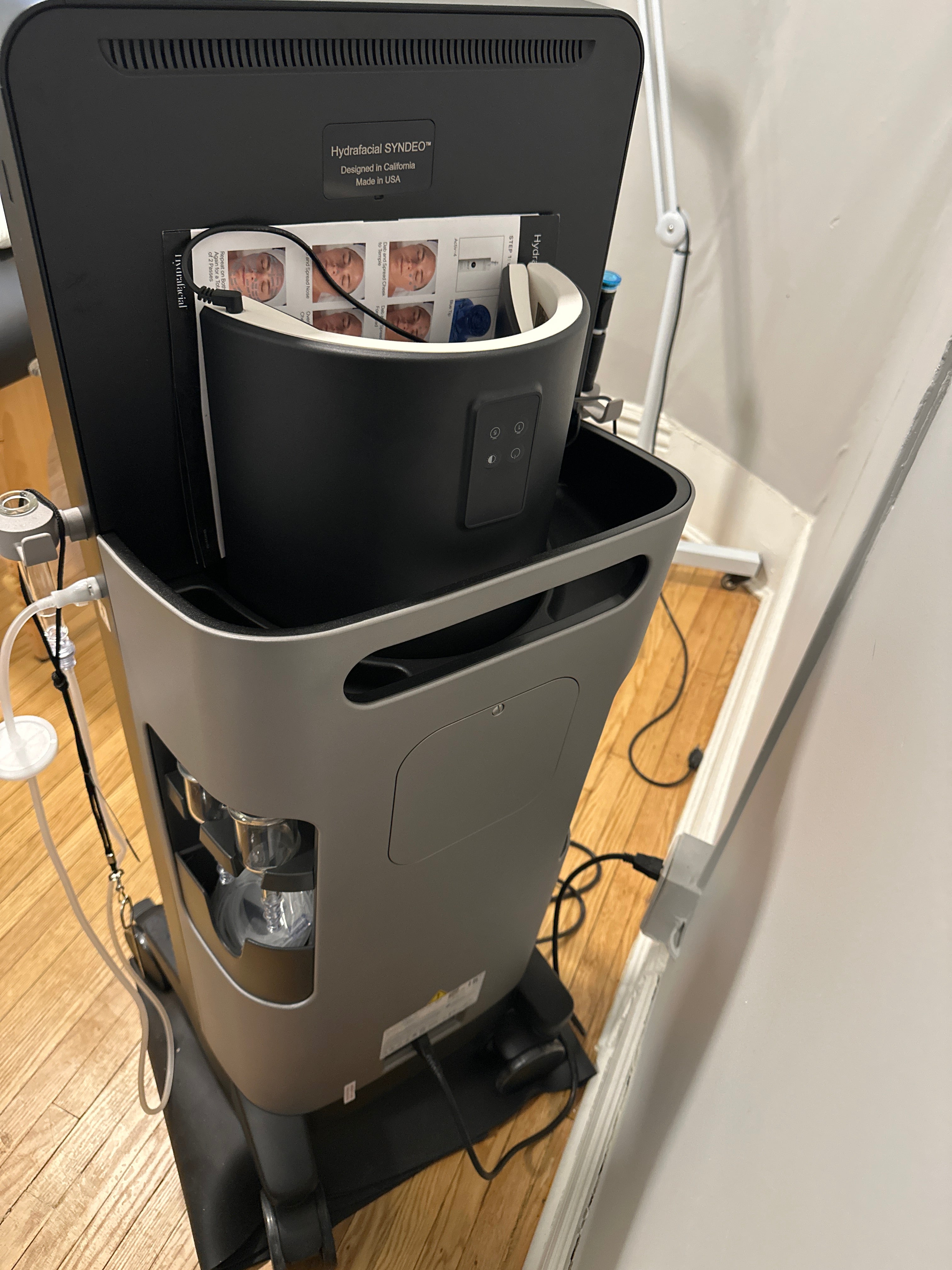 2023 Hydrafacial Syndeo /w LightStim Elipsa for Sale